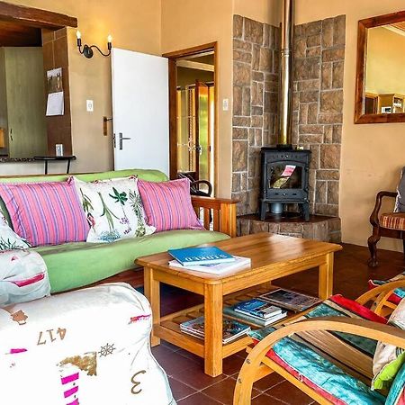 Family Surf Shack On The Beach เคปทาวน์ ภายนอก รูปภาพ